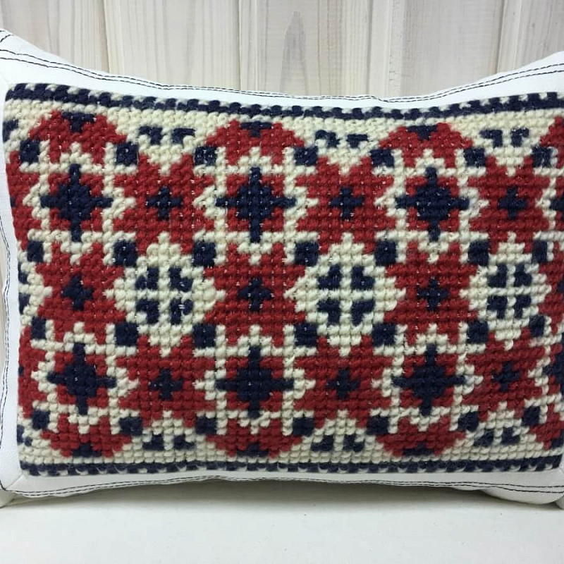 Украинская 19