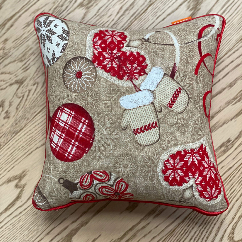 Любимые рукавички 30х30 см