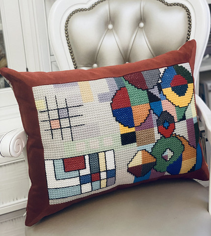 По мотивах робіт Василія Кандинського