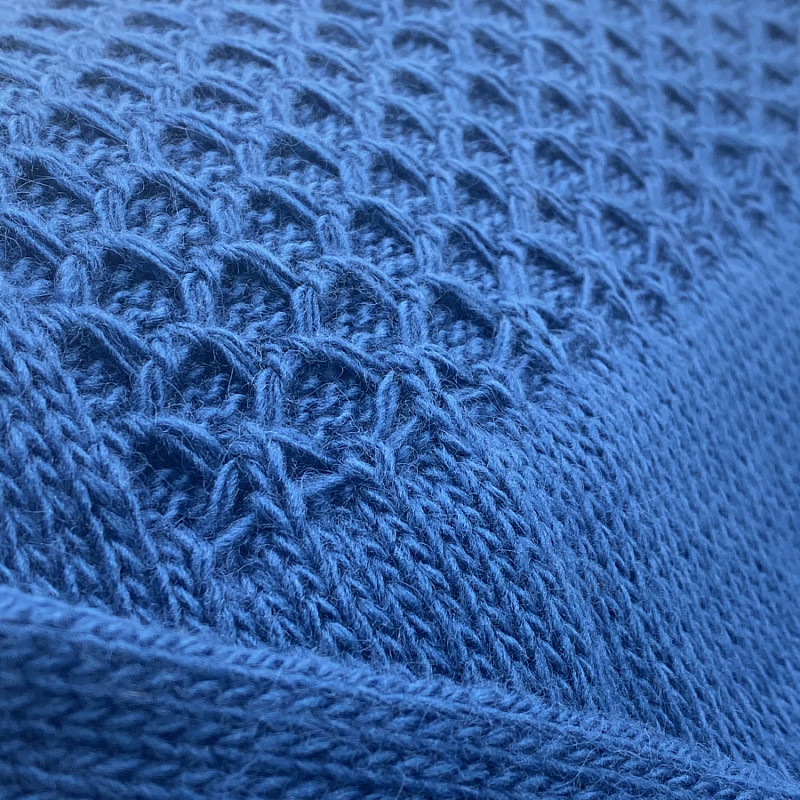 Вязаный мягкий плед синий 190х170 см