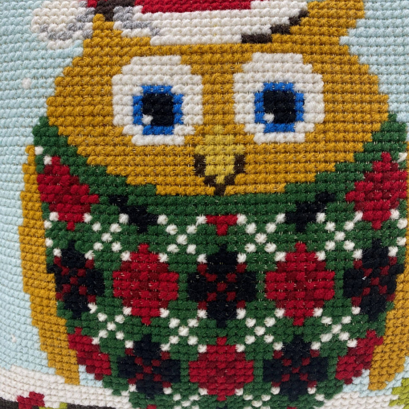 Новогодний совенок в бархате 45х45 см