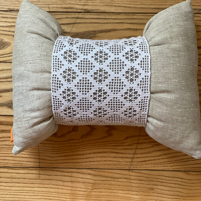 Льняной бантик  с кружевом 40х30 см