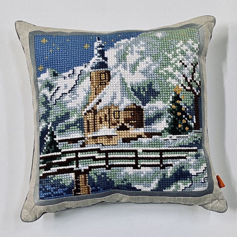 Рождественское ущелье 50х50 см