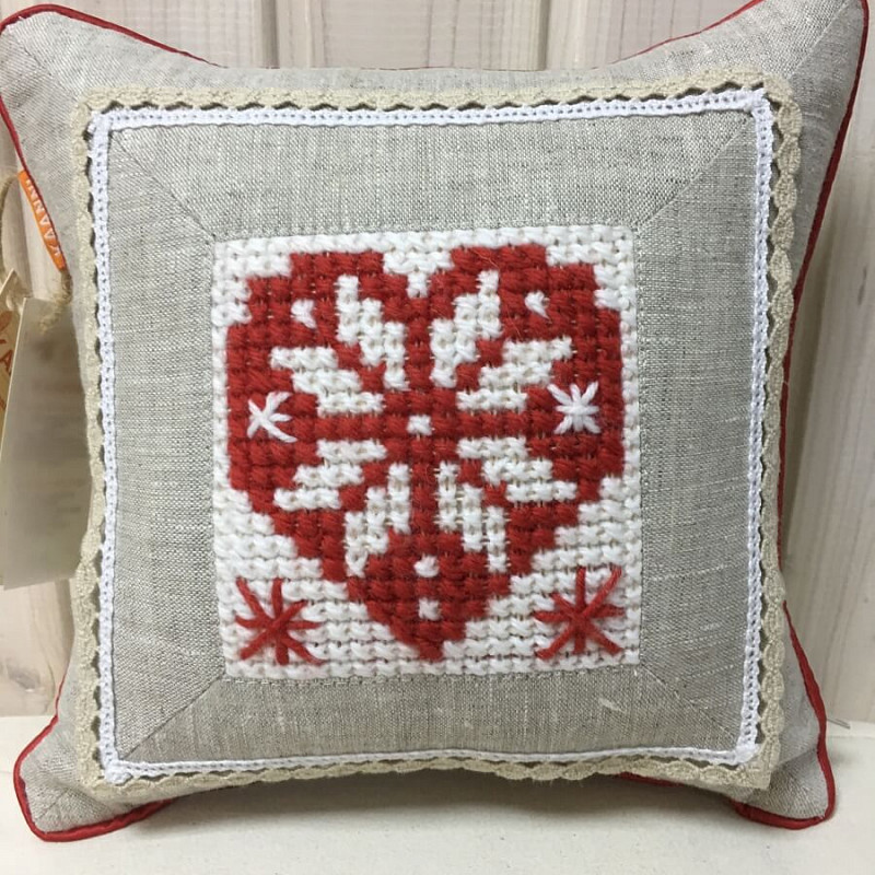 Маленькое красное сердечко