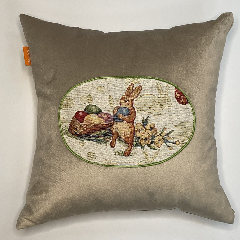 Пасхальные мотивы 4 Зайчик с корзинкой 35х35 см