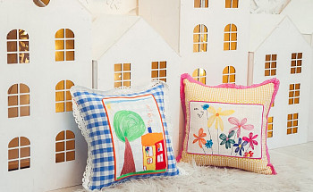 Подушка по дитячому малюнку