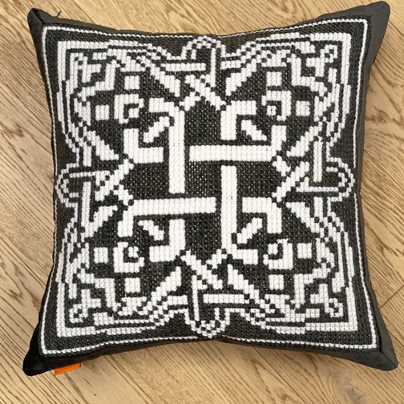 Кельтский орнамент серый 45х45 см