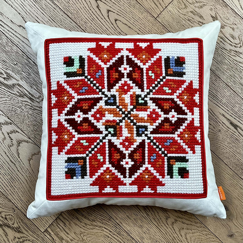 Яскрава червона Зірка