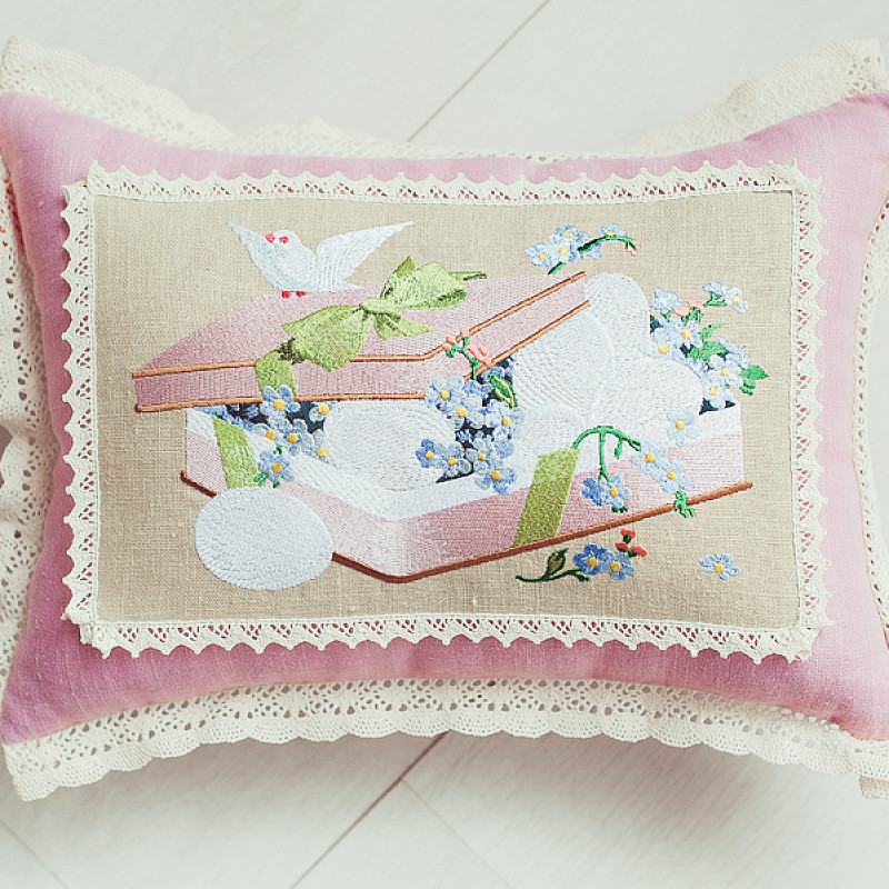 Пасхальная подушечка розовая